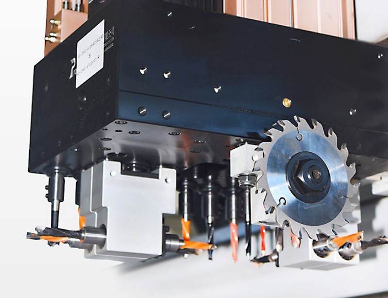 CNC obdelovalni stroji